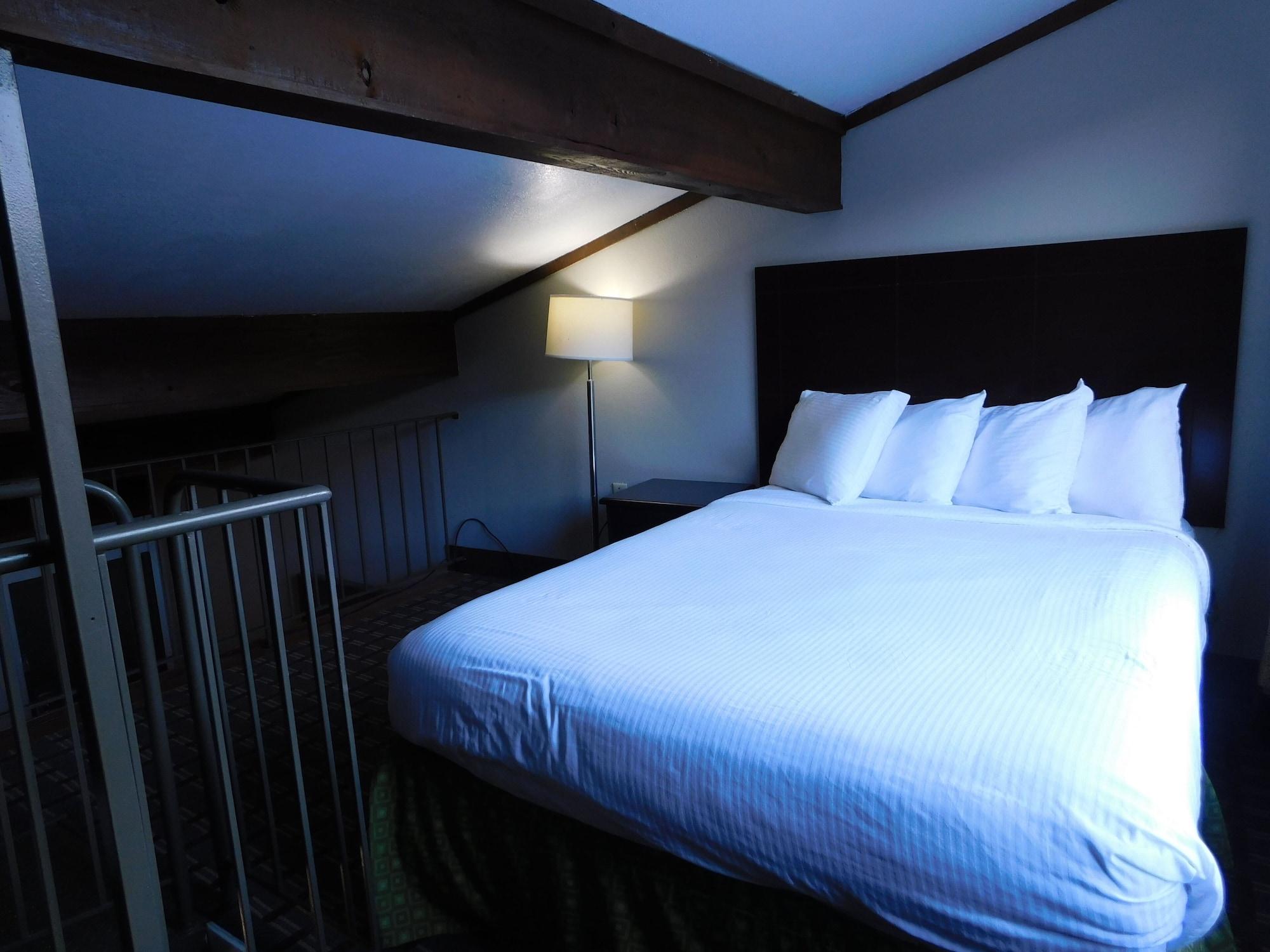 Days Inn & Suites By Wyndham Downtown Gatlinburg Parkway Esterno foto