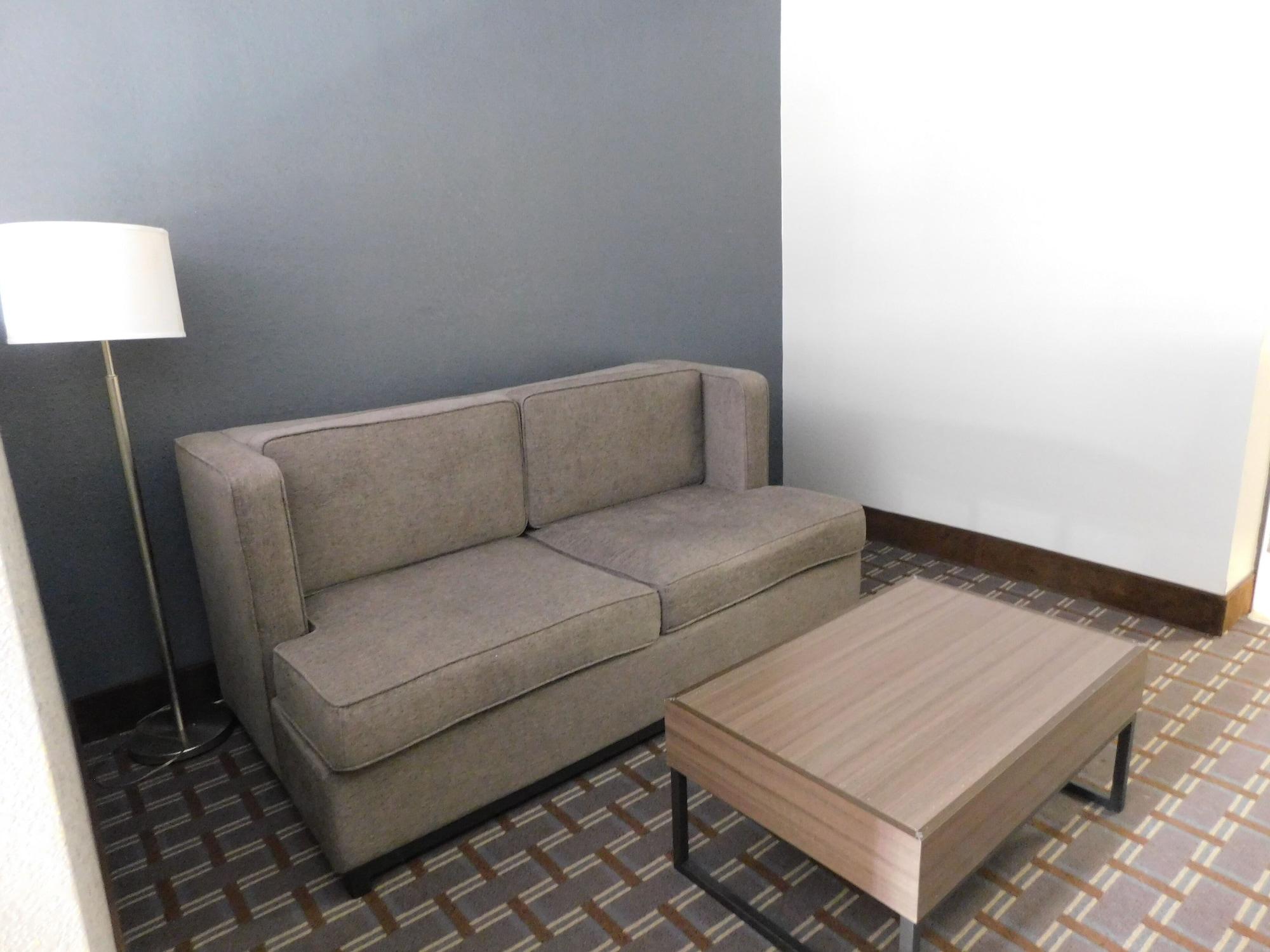 Days Inn & Suites By Wyndham Downtown Gatlinburg Parkway Esterno foto