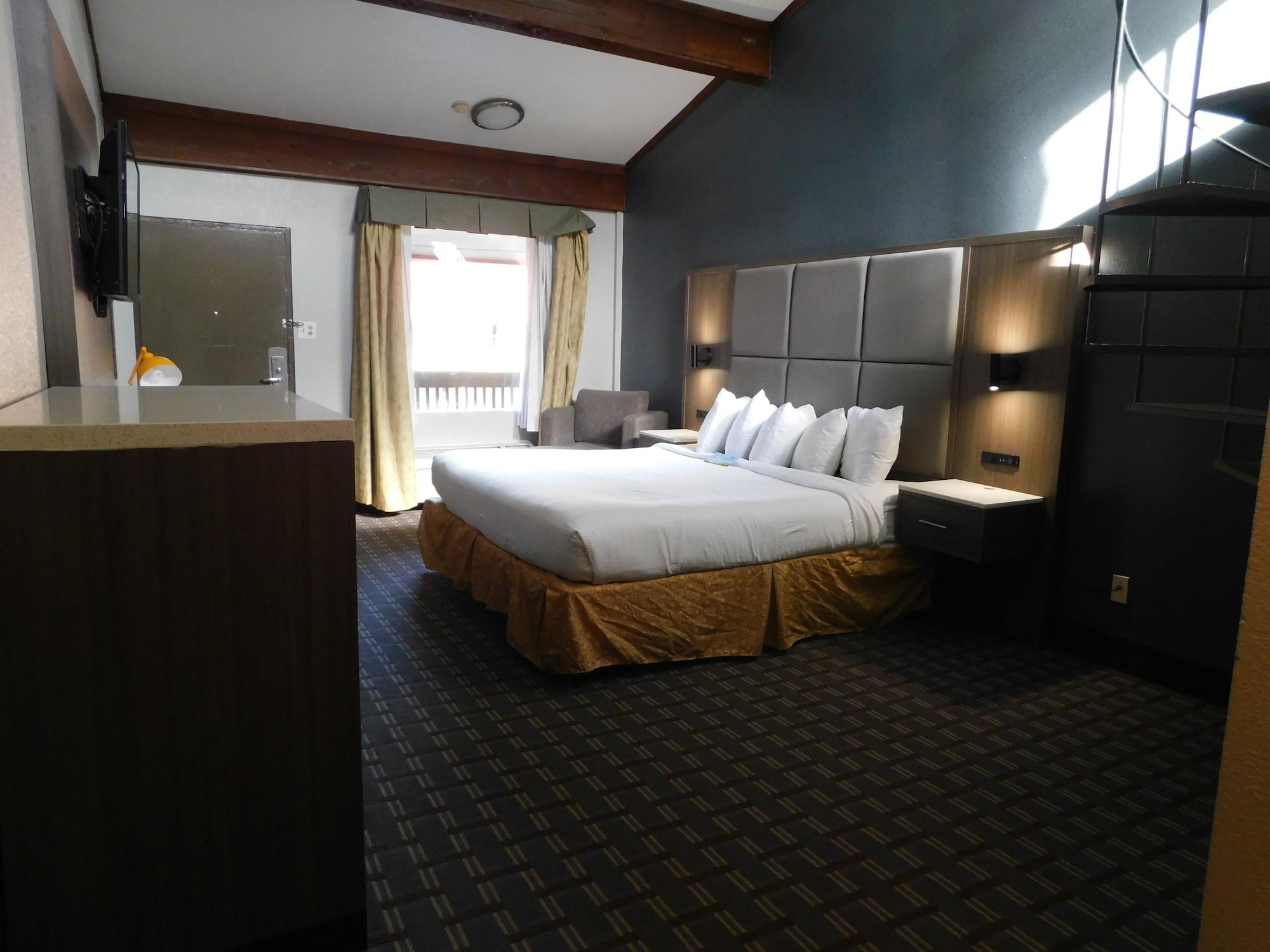 Days Inn & Suites By Wyndham Downtown Gatlinburg Parkway Esterno foto