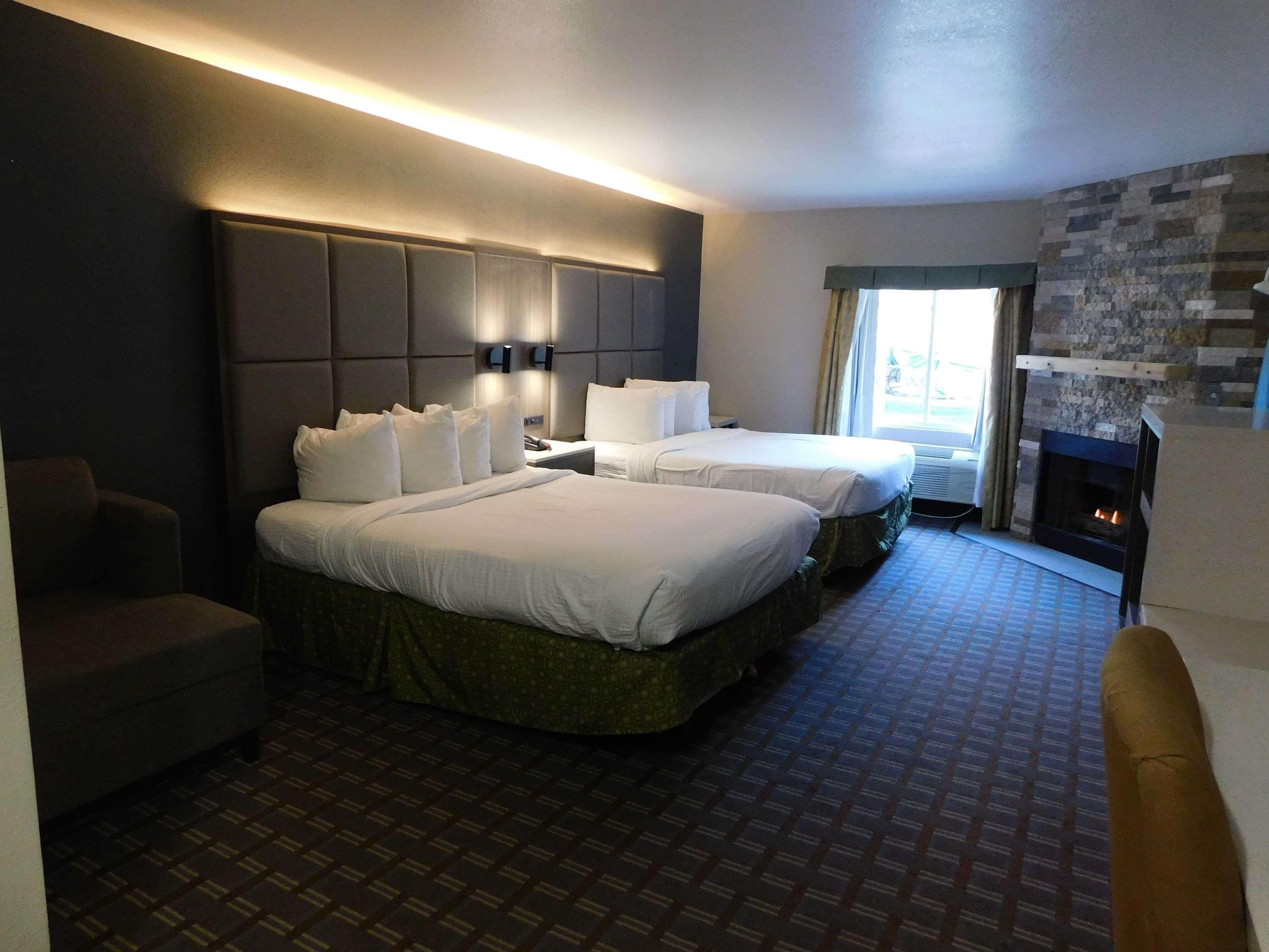Days Inn & Suites By Wyndham Downtown Gatlinburg Parkway Esterno foto